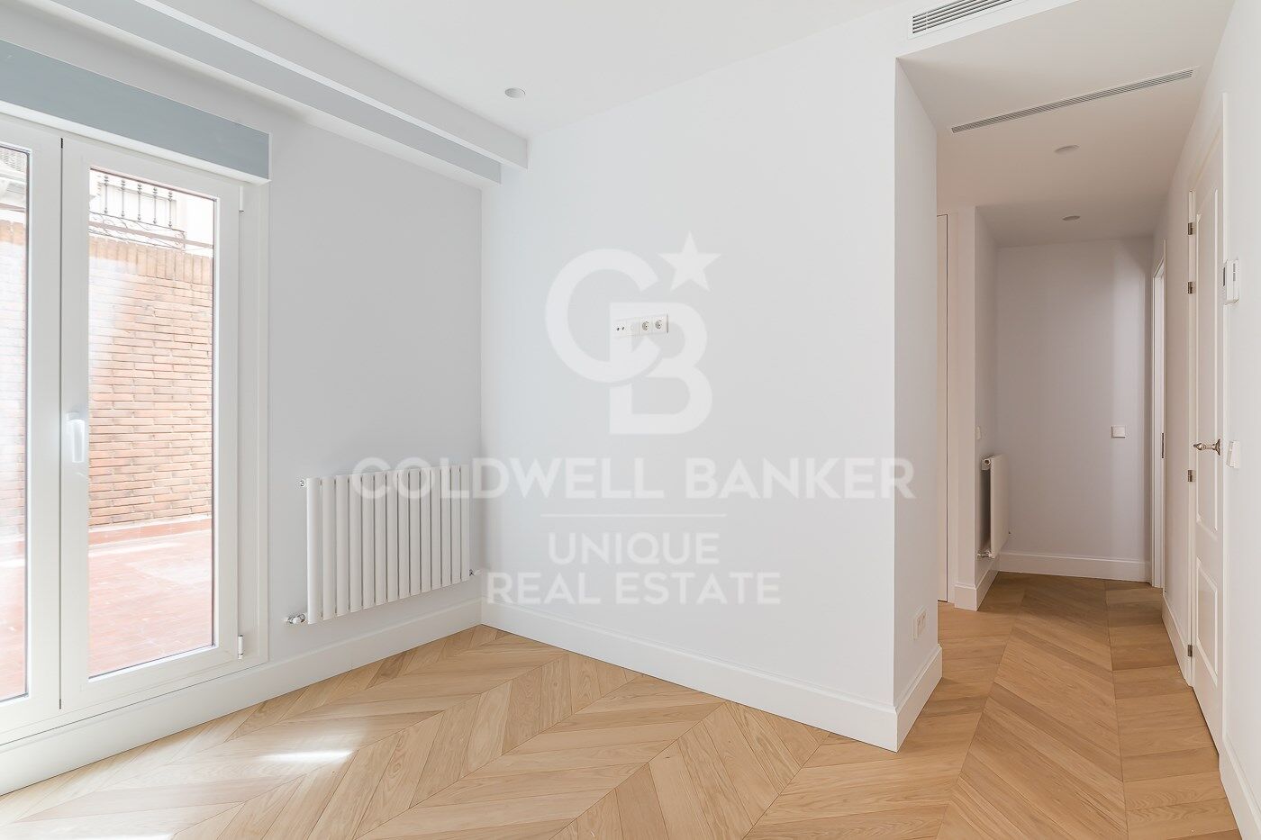 3-bedroom flat with garage space in Almagro