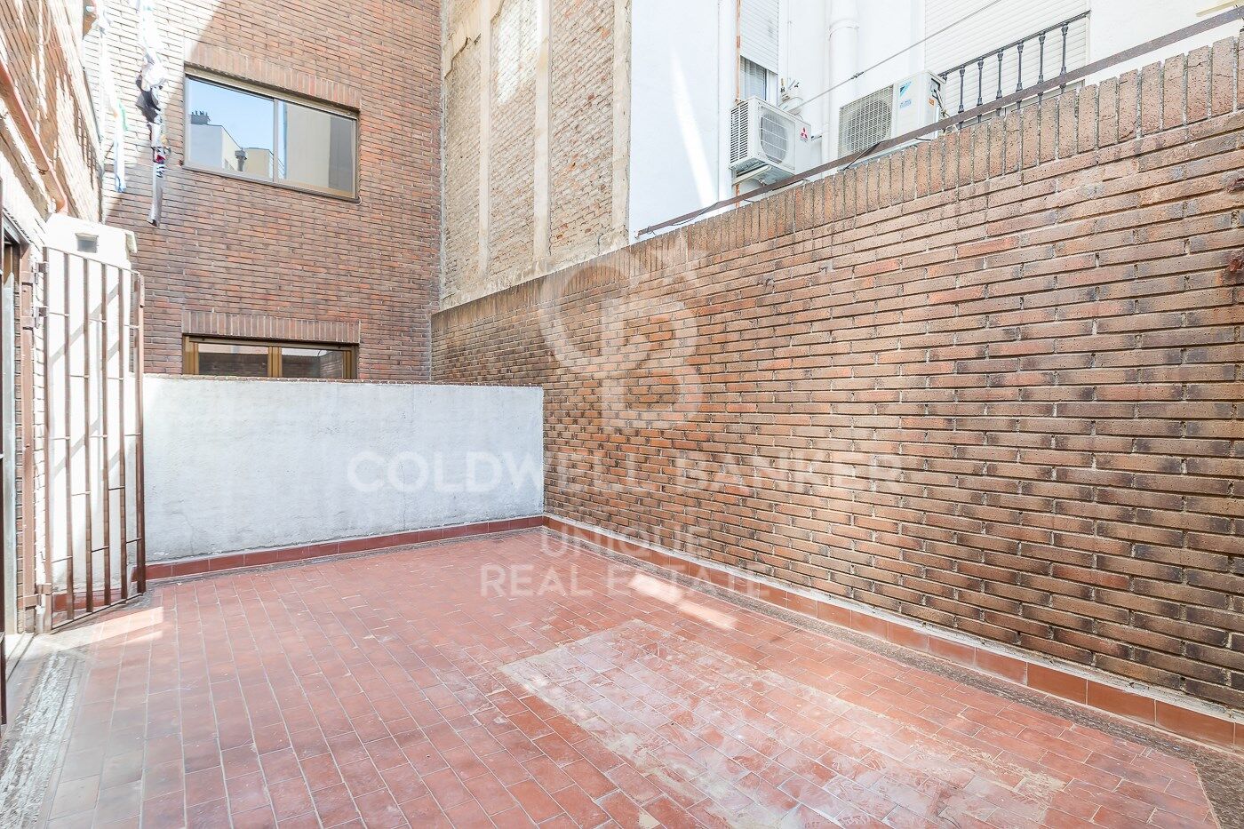 3-bedroom flat with garage space in Almagro