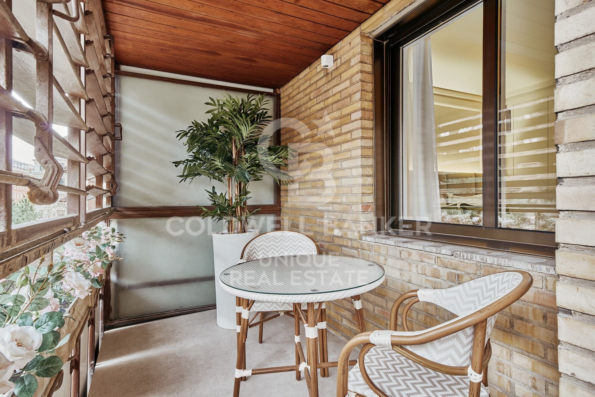 2-Bedroom Apartment in Lista