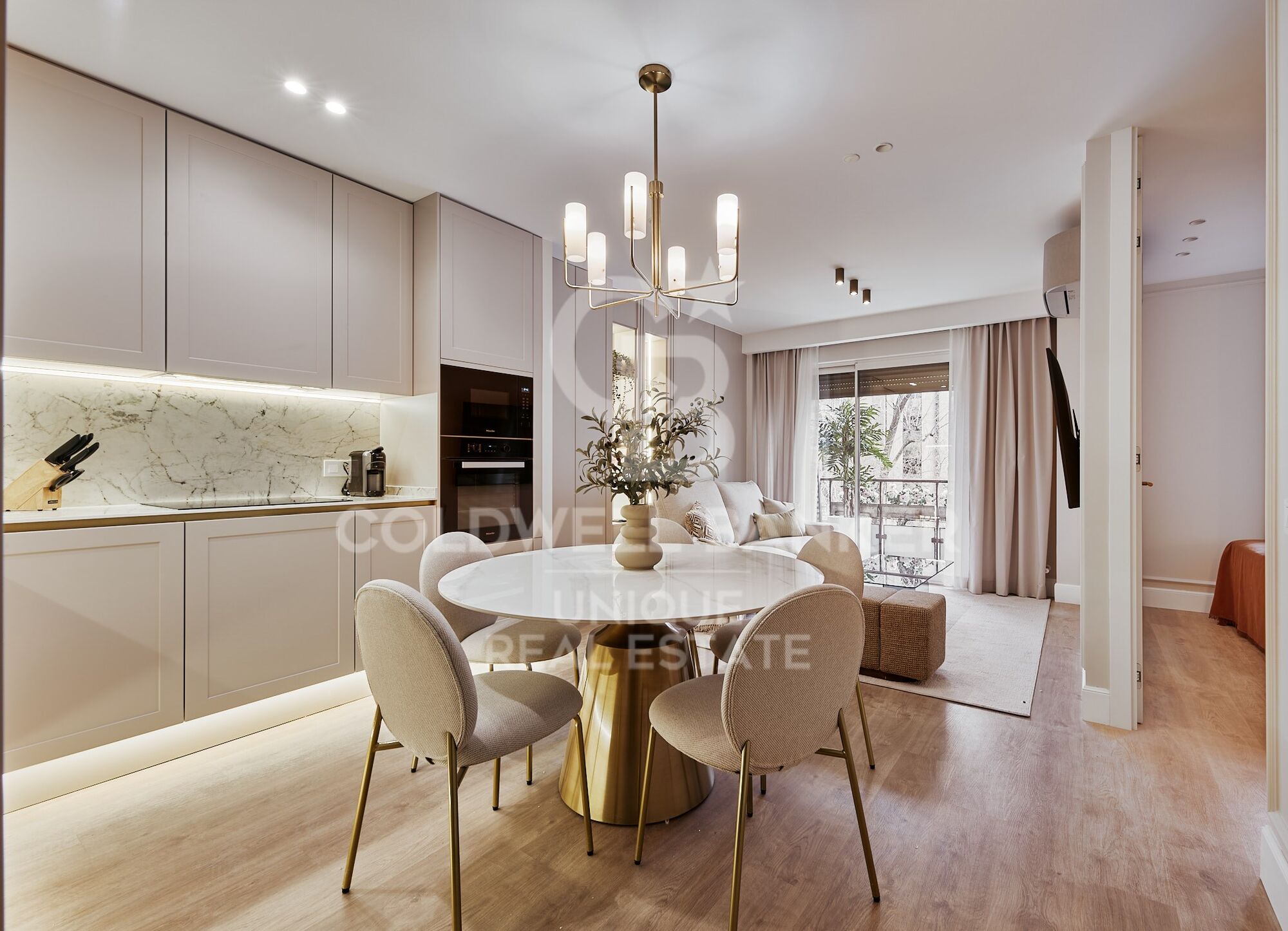 2-Bedroom Apartment in Lista