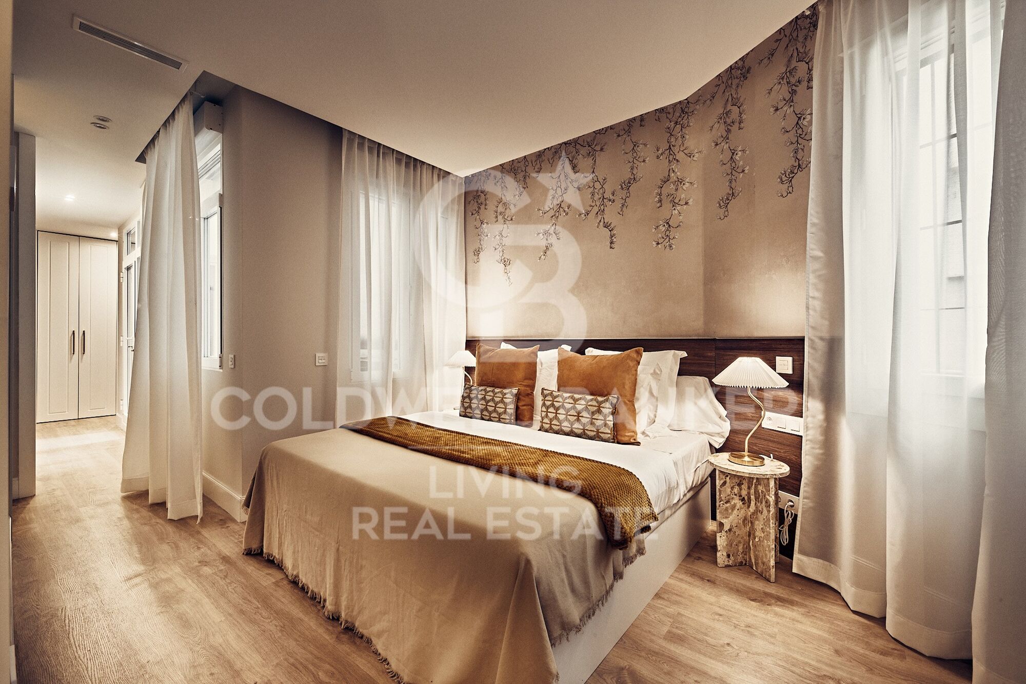Flat 3 Bedrooms Sale Madrid