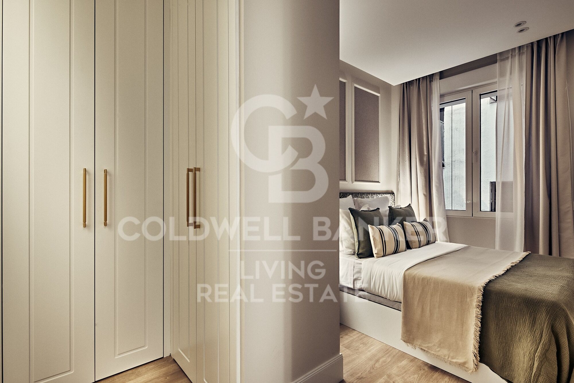 Flat 3 Bedrooms Sale Madrid