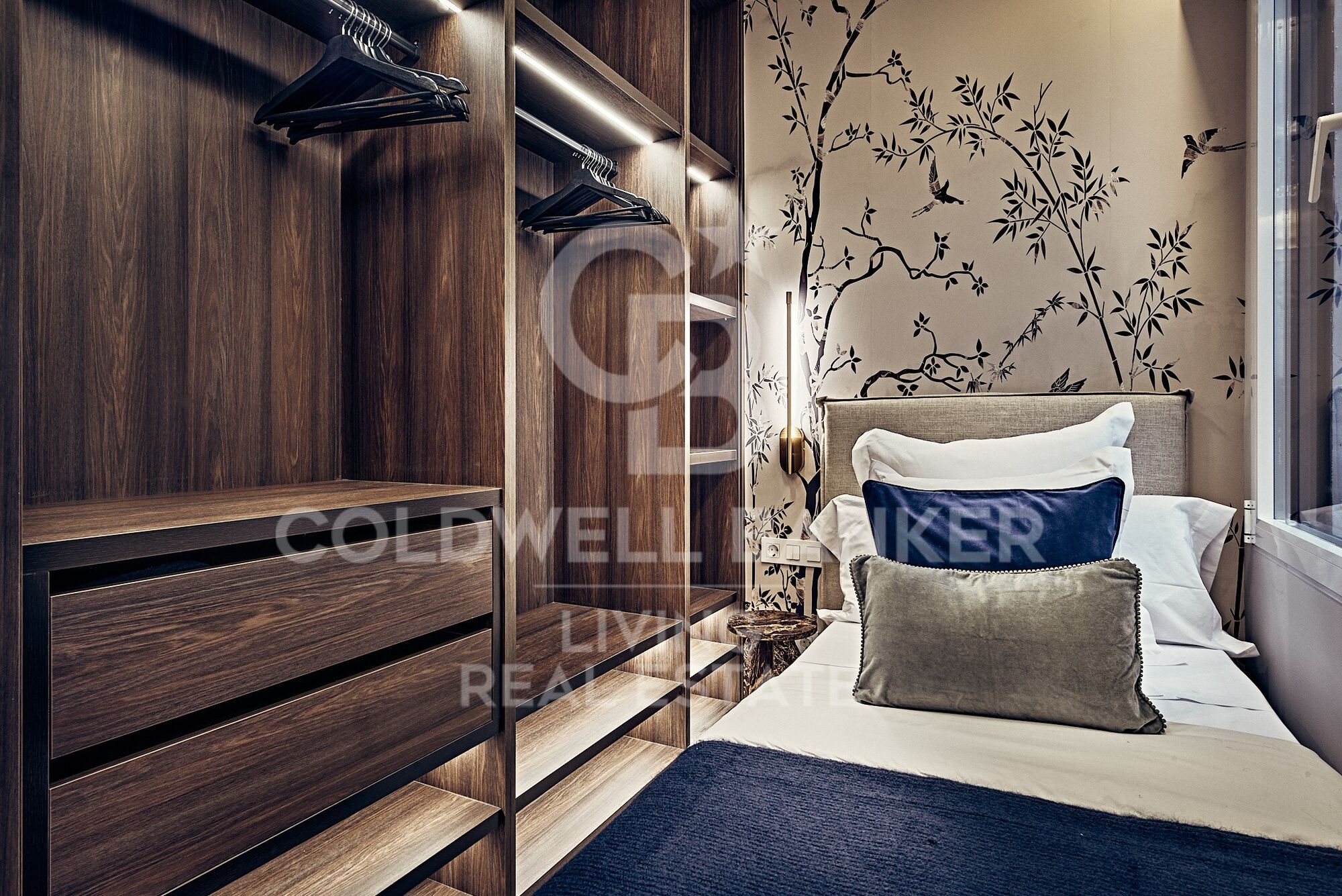 Flat 3 Bedrooms Sale Madrid