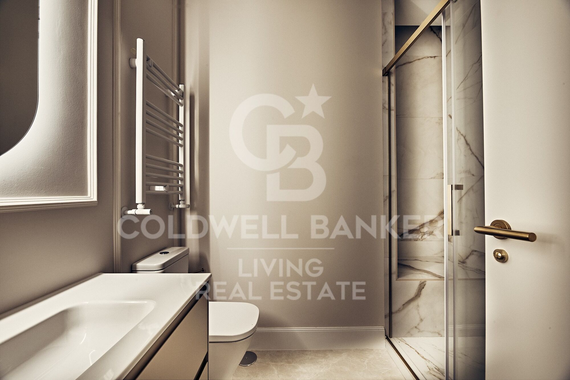 Flat 3 Bedrooms Sale Madrid