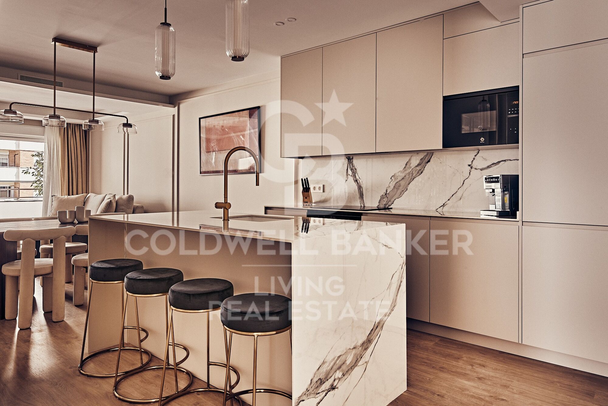 Flat 4 Bedrooms Sale Madrid