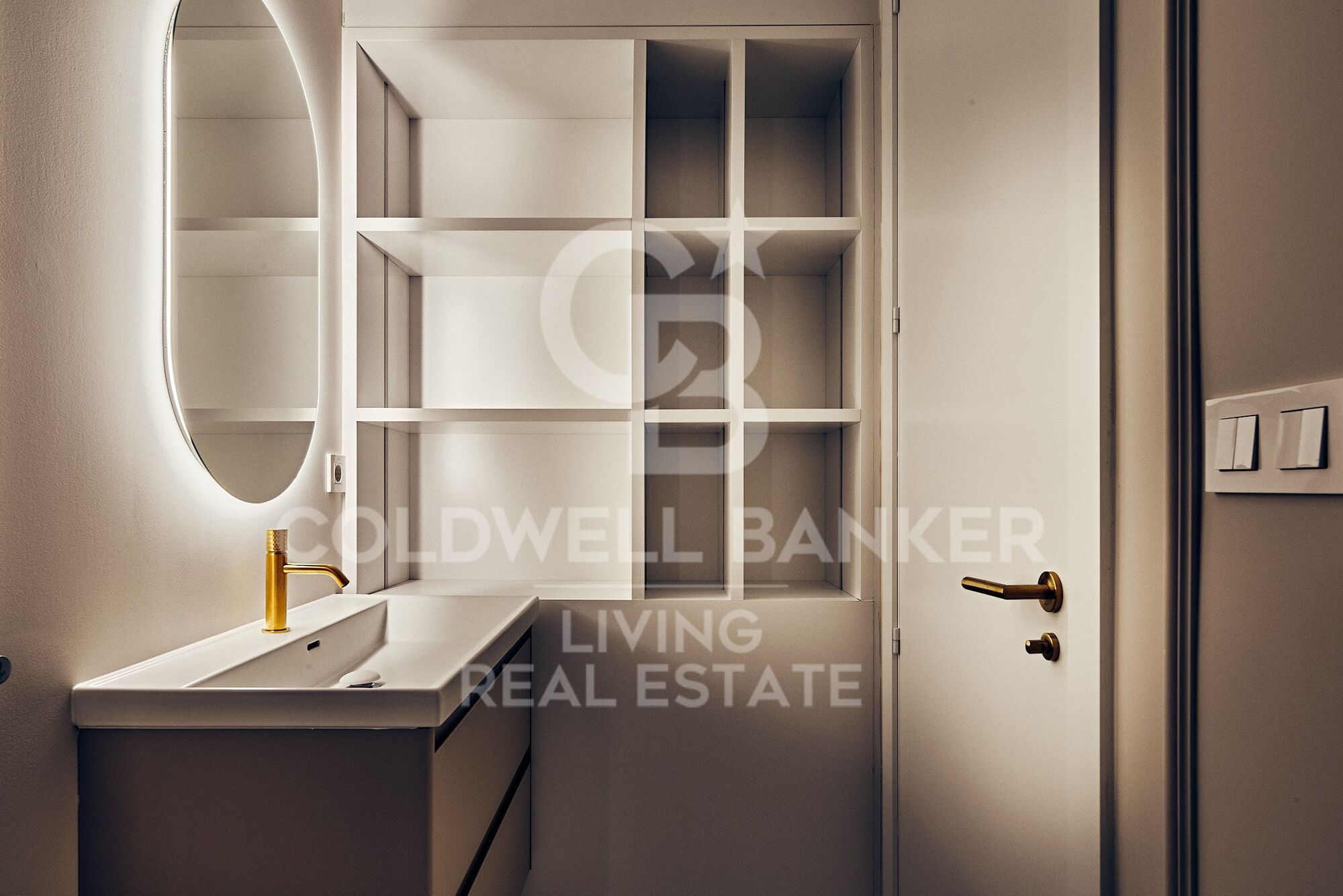 Flat 4 Bedrooms Sale Madrid