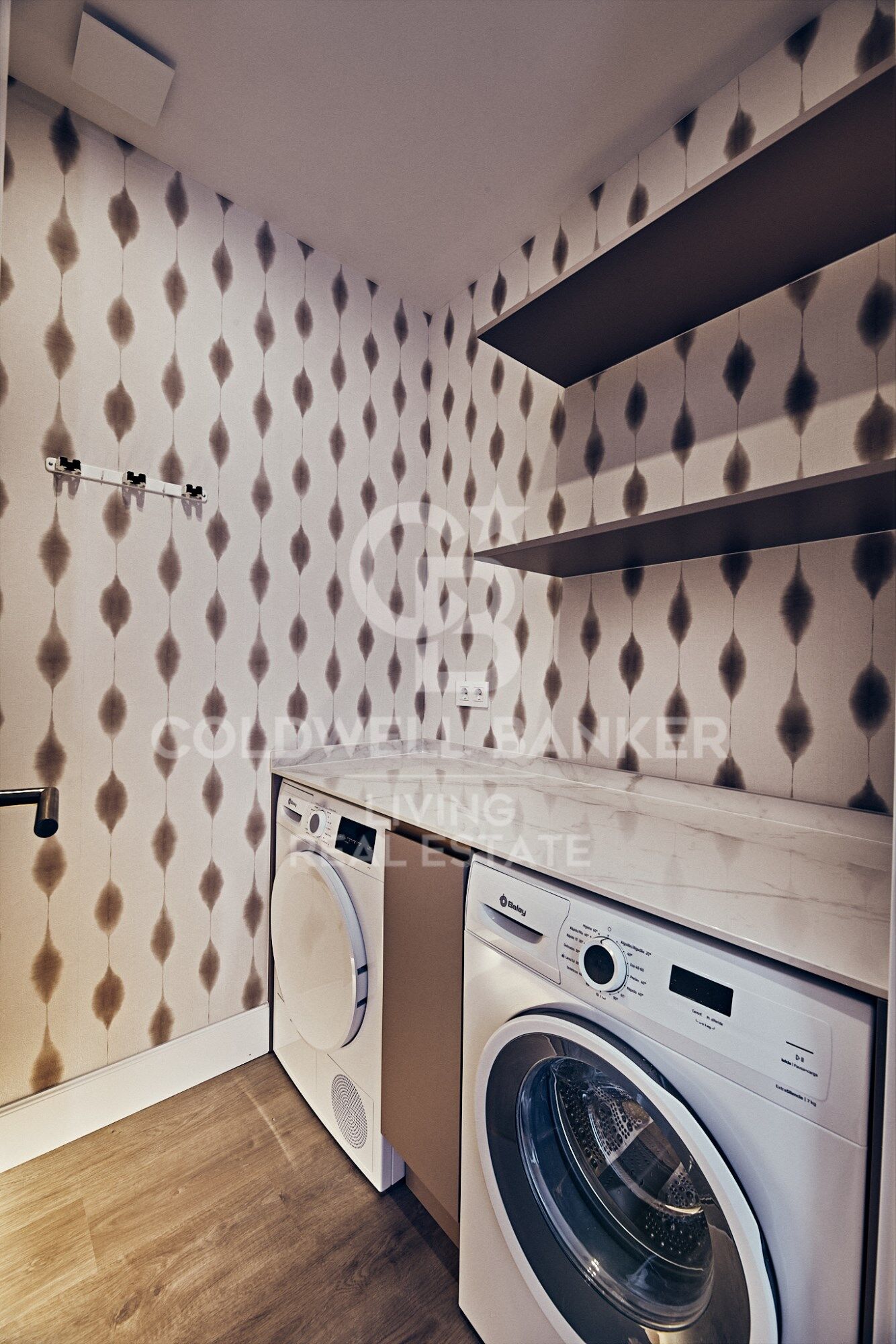 Flat 4 Bedrooms Sale Madrid