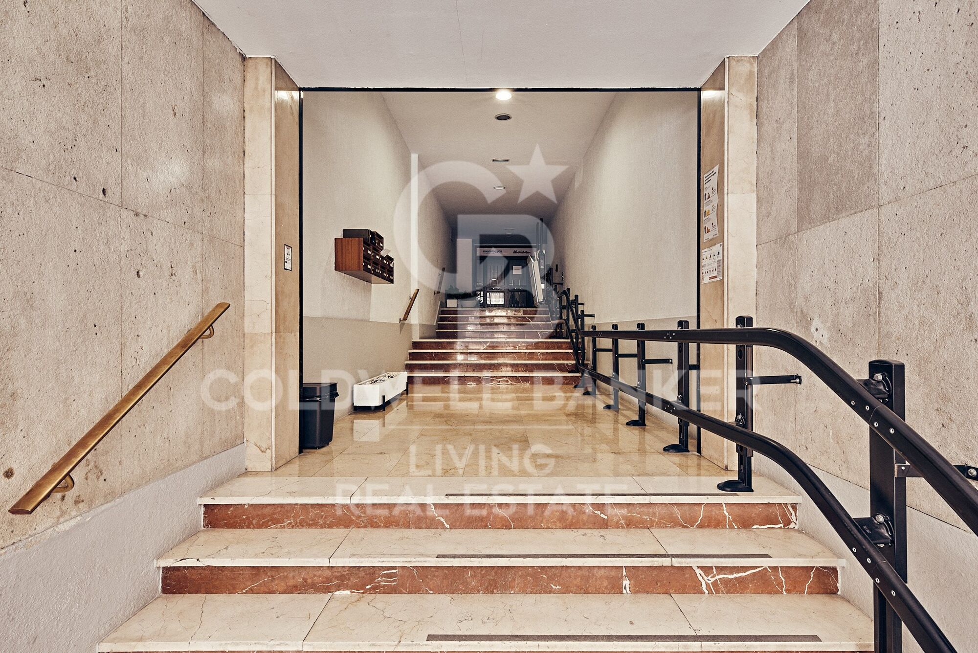 Flat 4 Bedrooms Sale Madrid