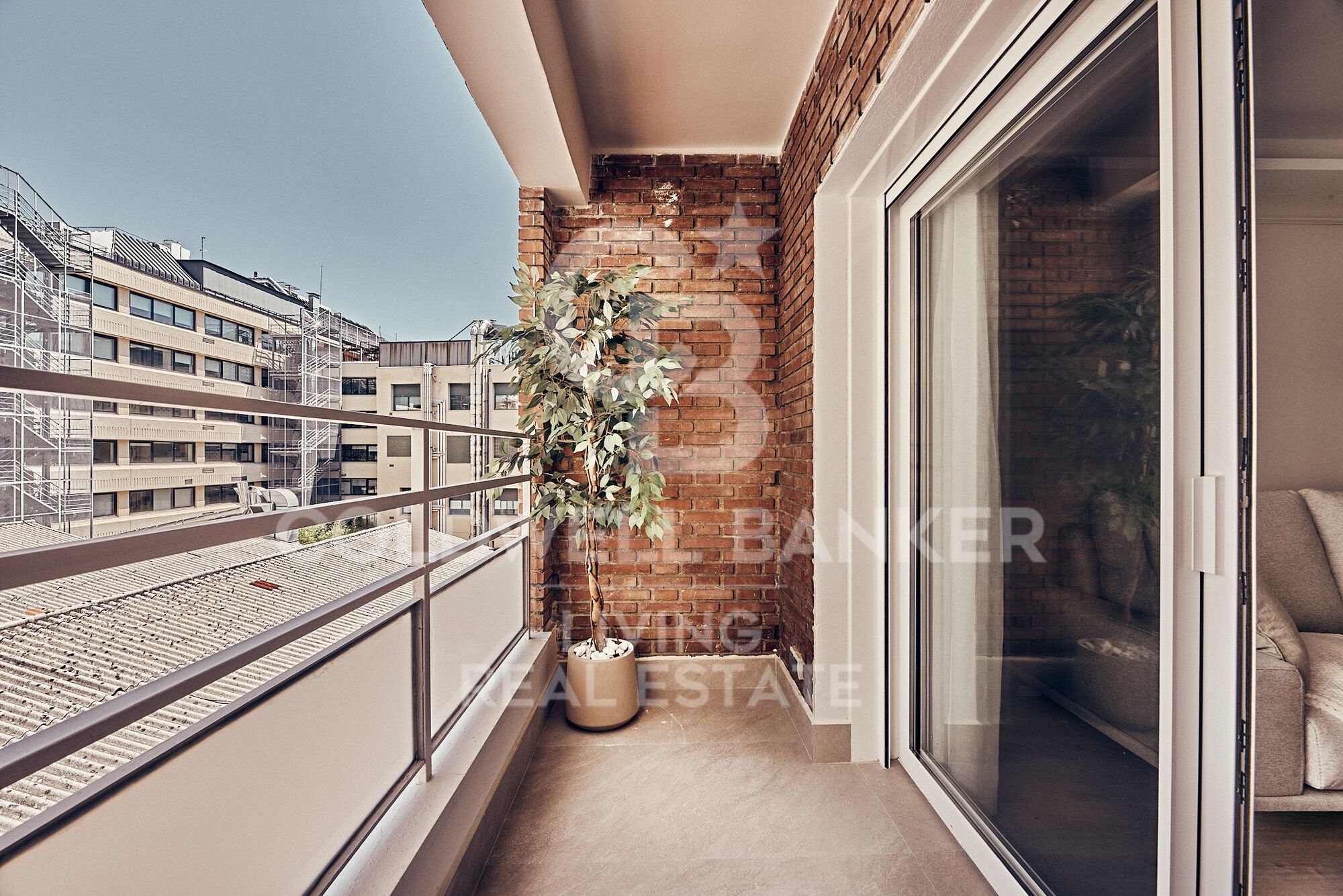 Flat 4 Bedrooms Sale Madrid