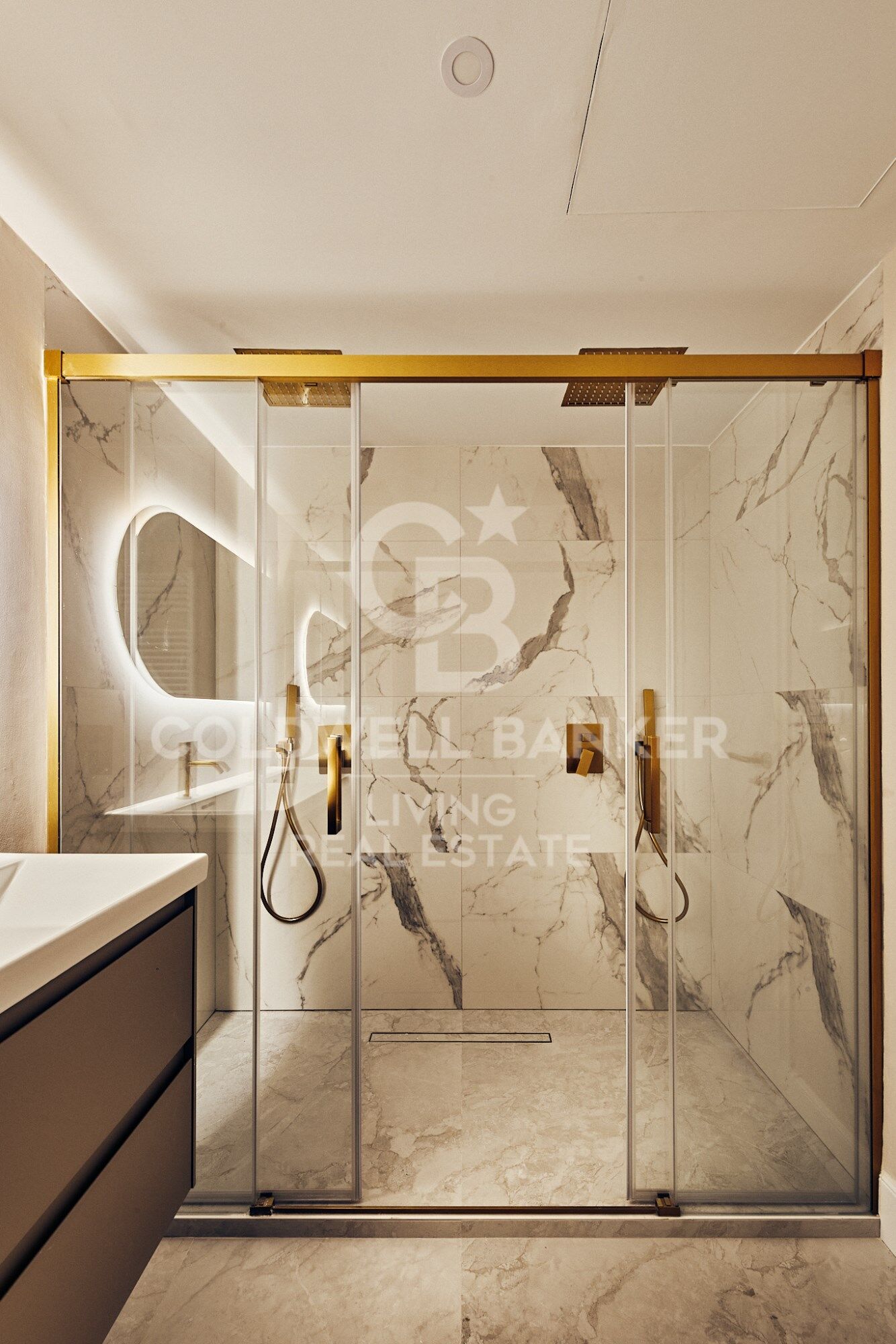 Flat 4 Bedrooms Sale Madrid