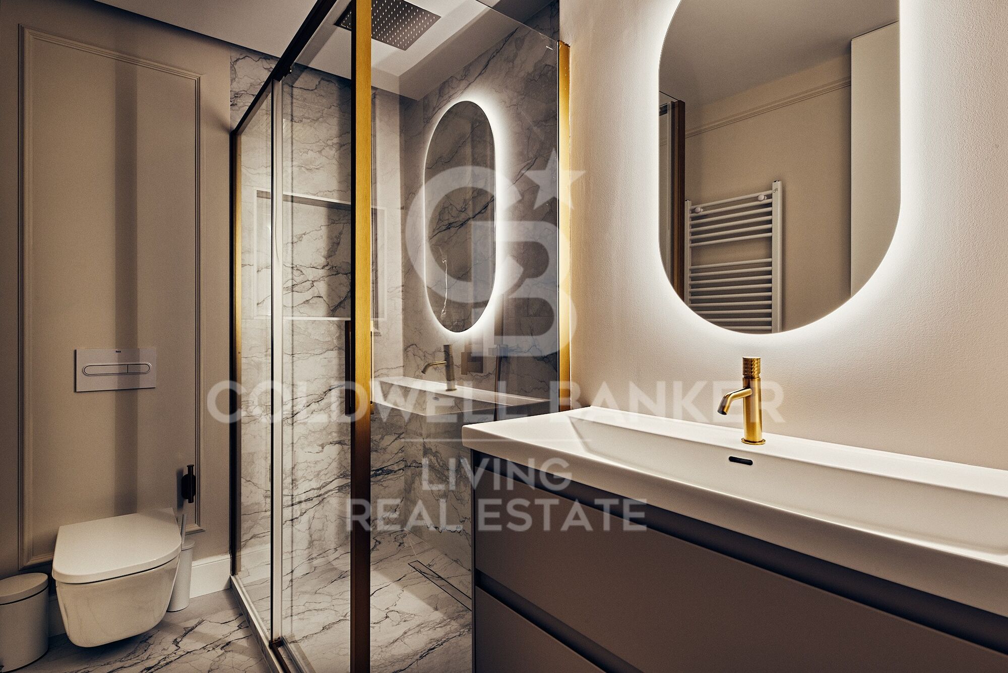 Flat 4 Bedrooms Sale Madrid