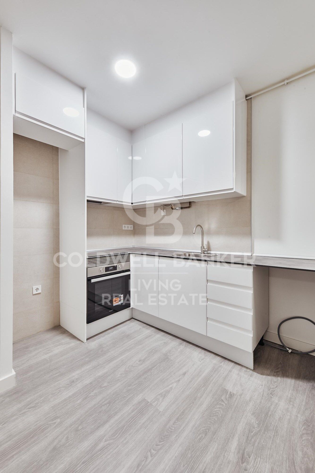 Flat 2 Bedrooms Sale Madrid
