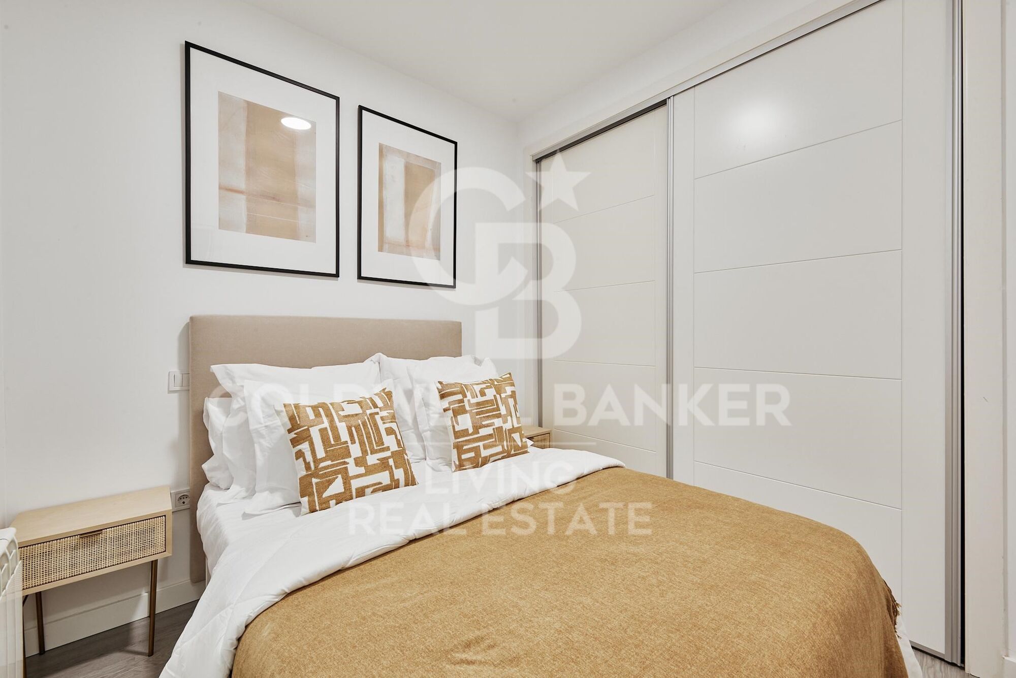 Flat 2 Bedrooms Sale Madrid