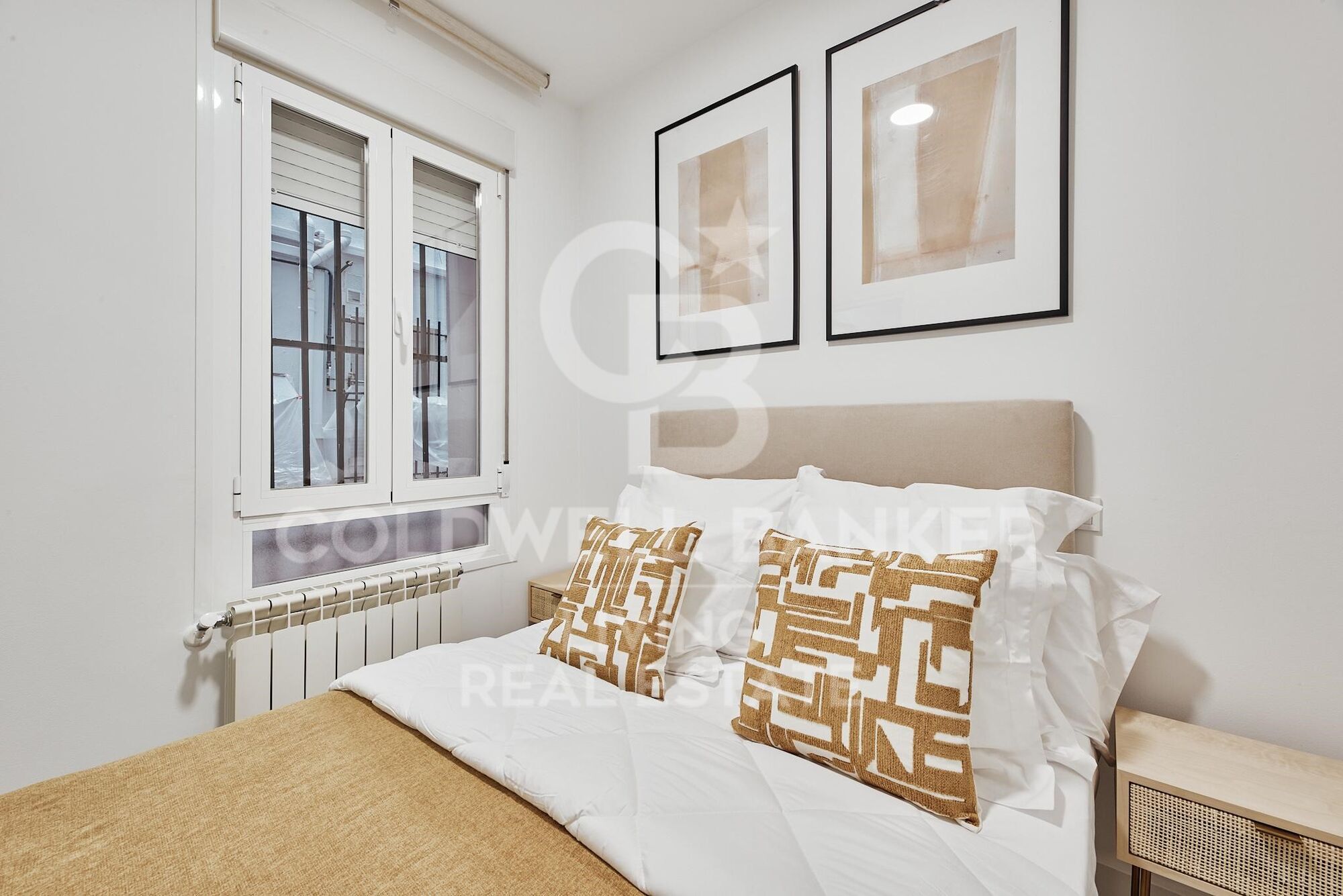 Flat 2 Bedrooms Sale Madrid