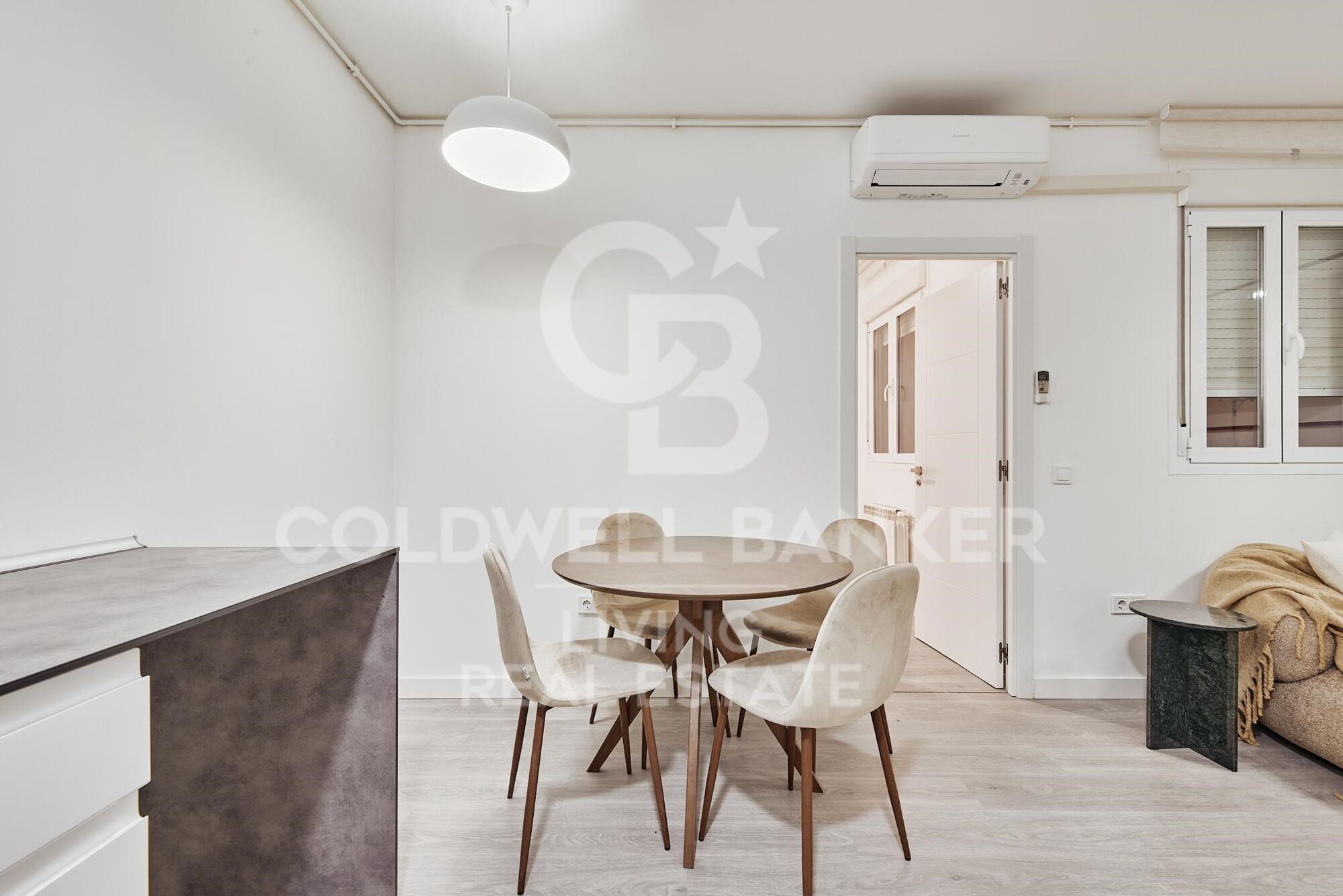 Flat 2 Bedrooms Sale Madrid