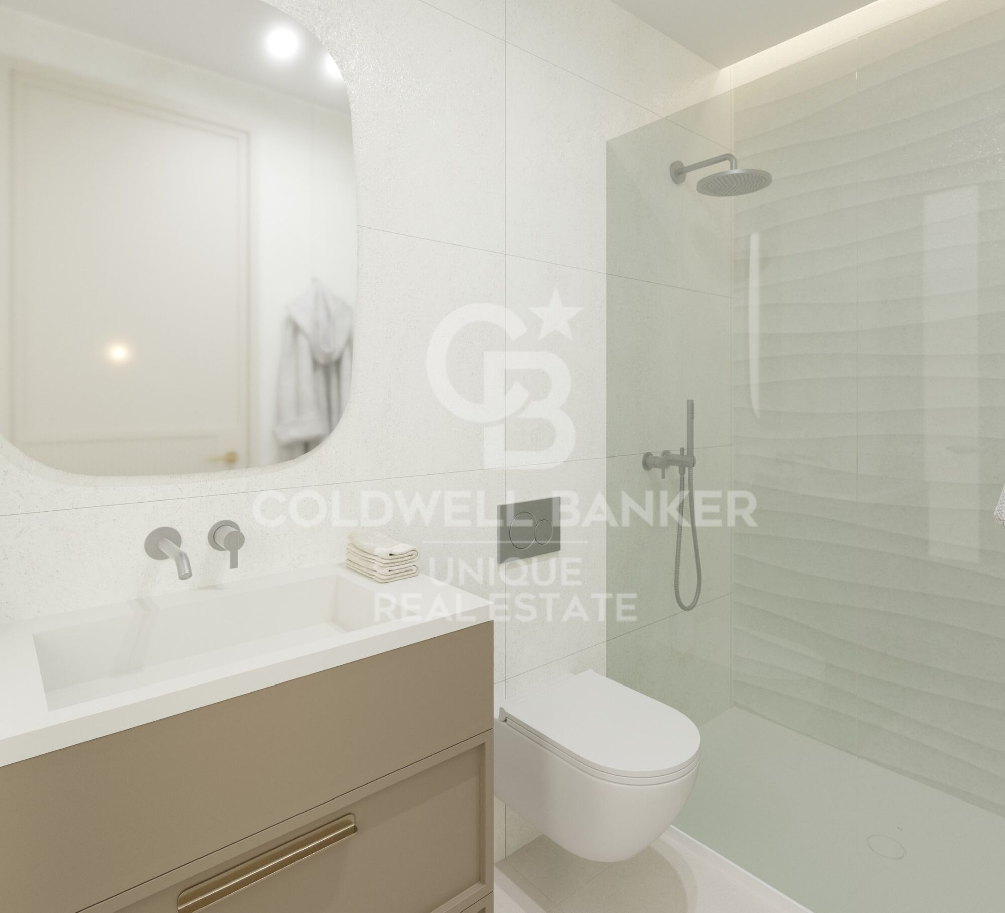 Exterior renovated apartment with storage room in Chamberí, Madrid
