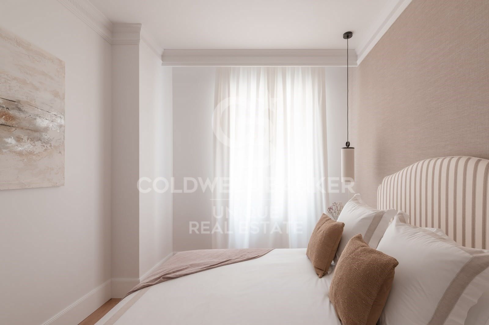 4-Bedroom Apartment in Ríos Rosas