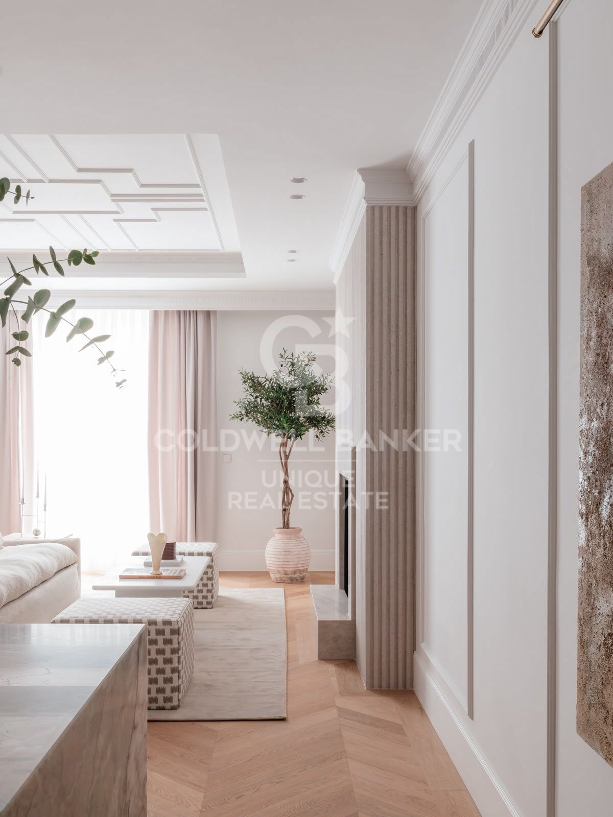 4-Bedroom Apartment in Ríos Rosas
