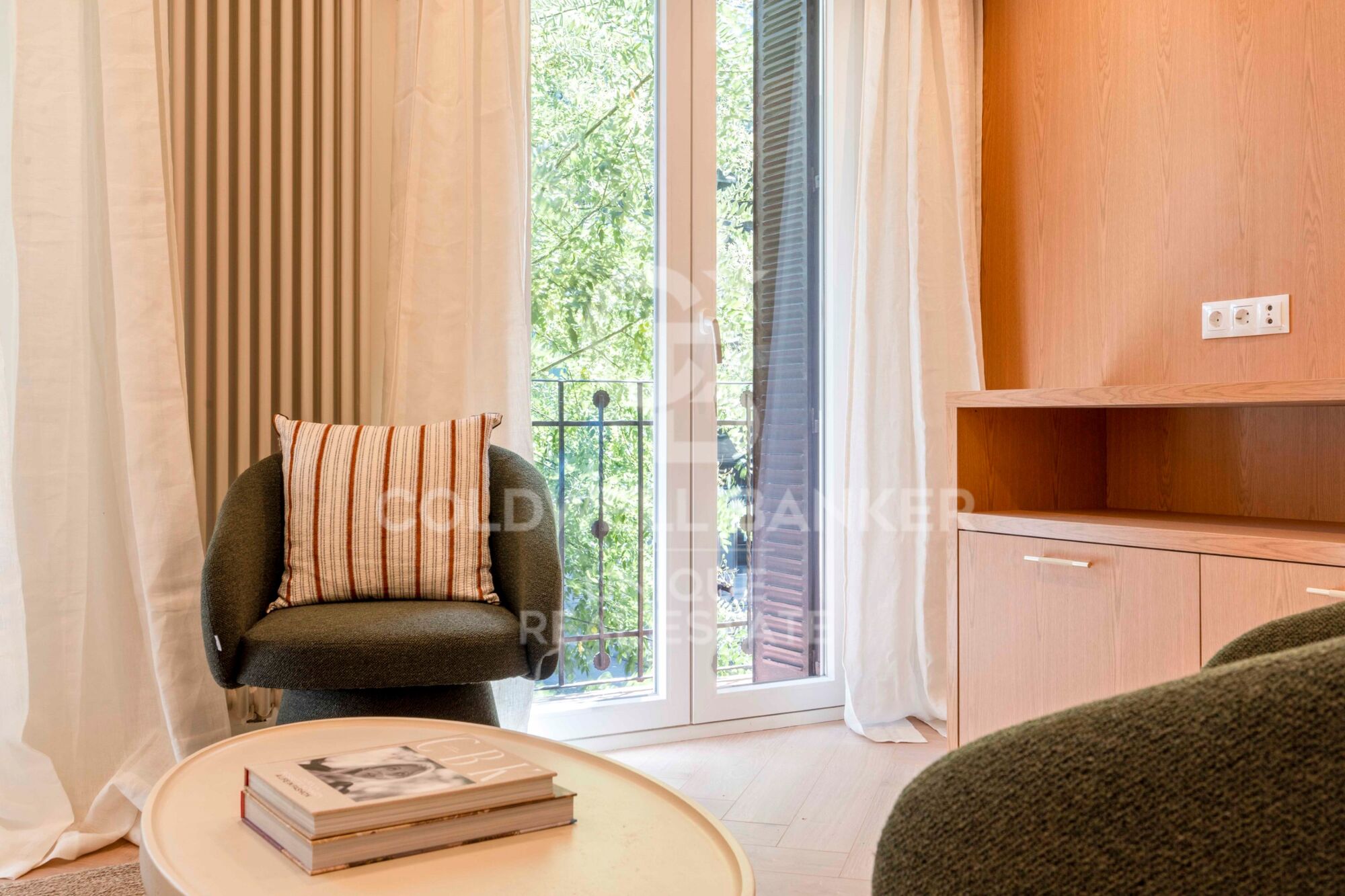 3-bedroom flat in Goya