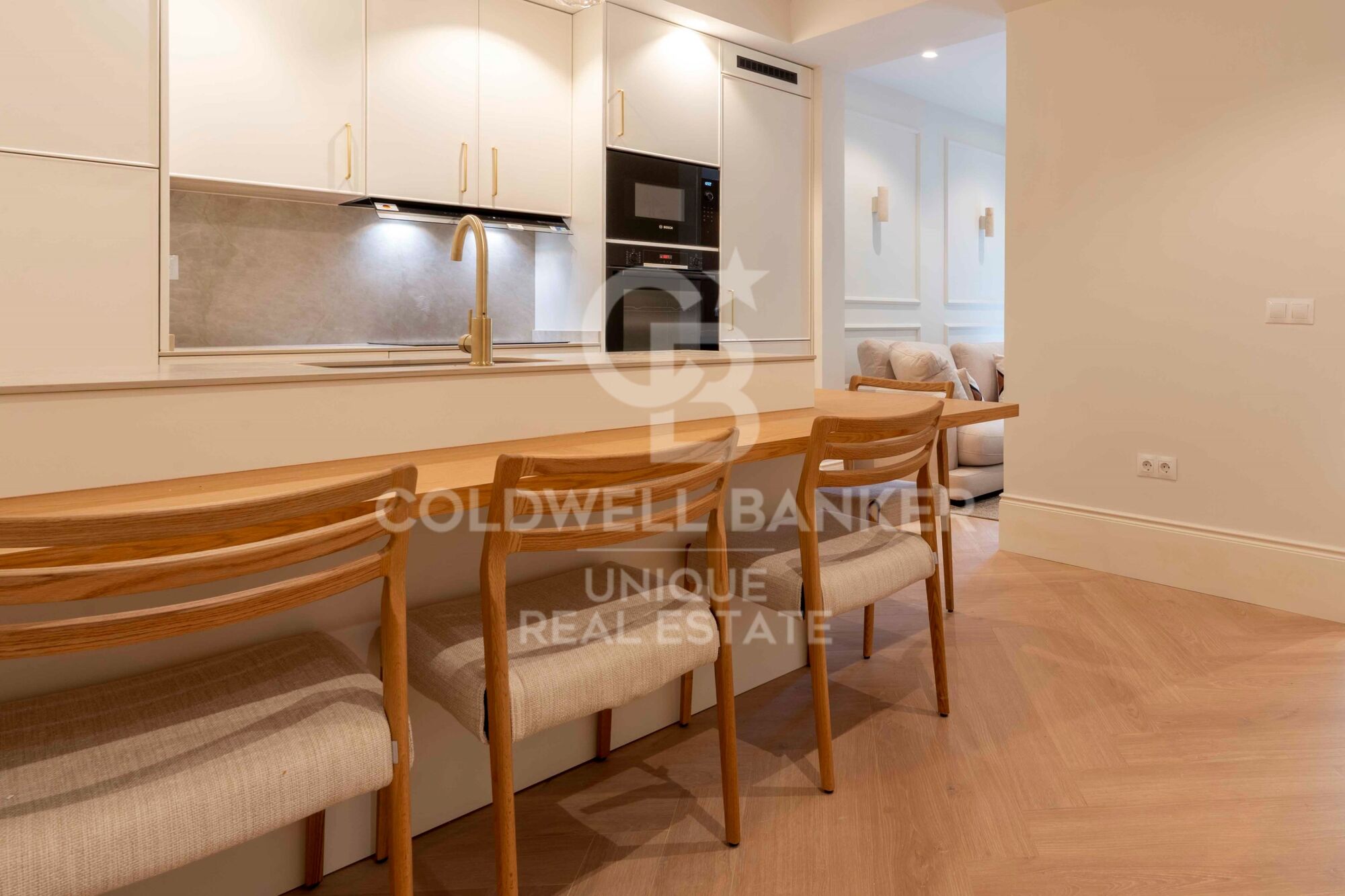 3-bedroom flat in Goya