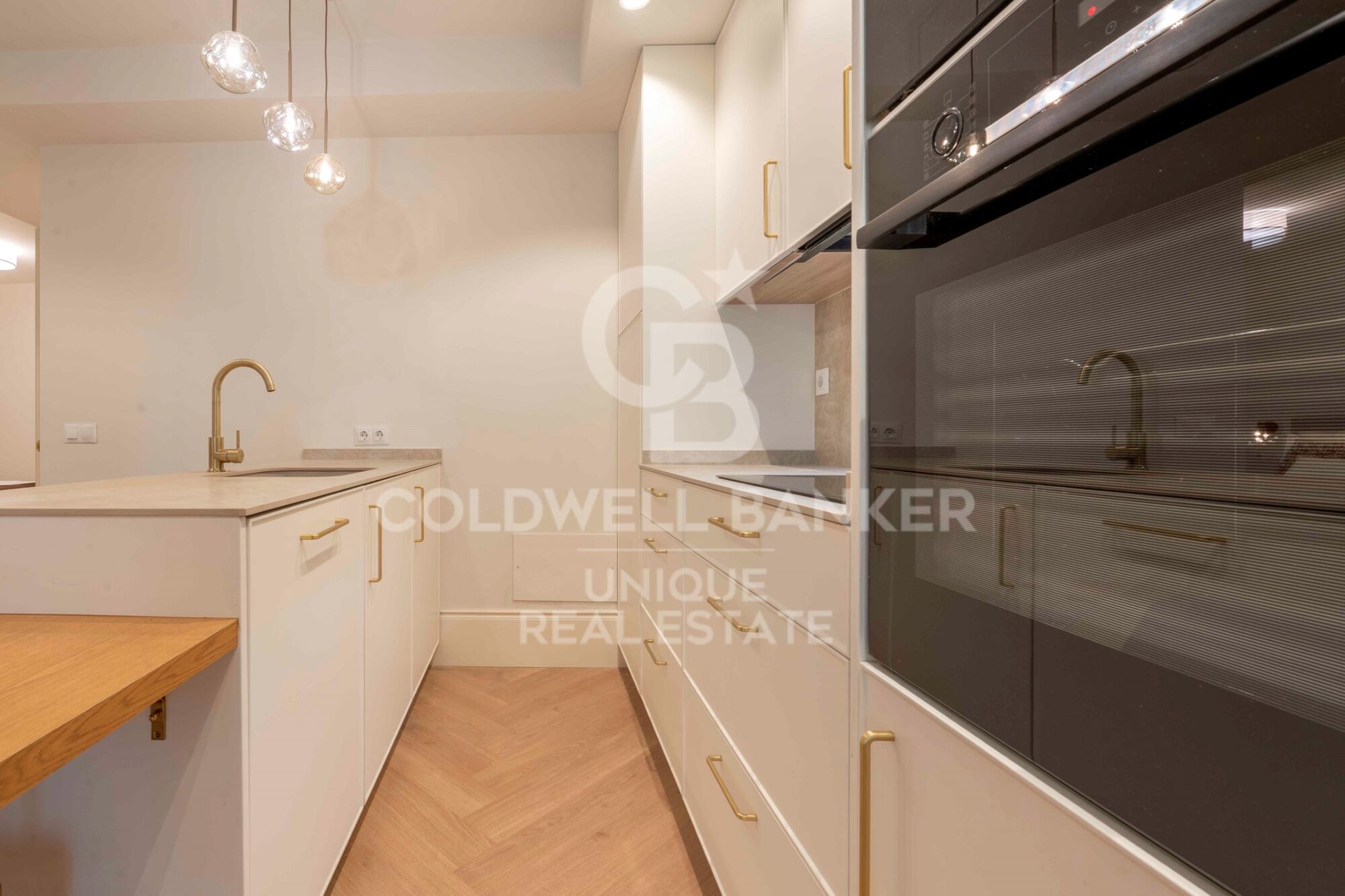 3-bedroom flat in Goya