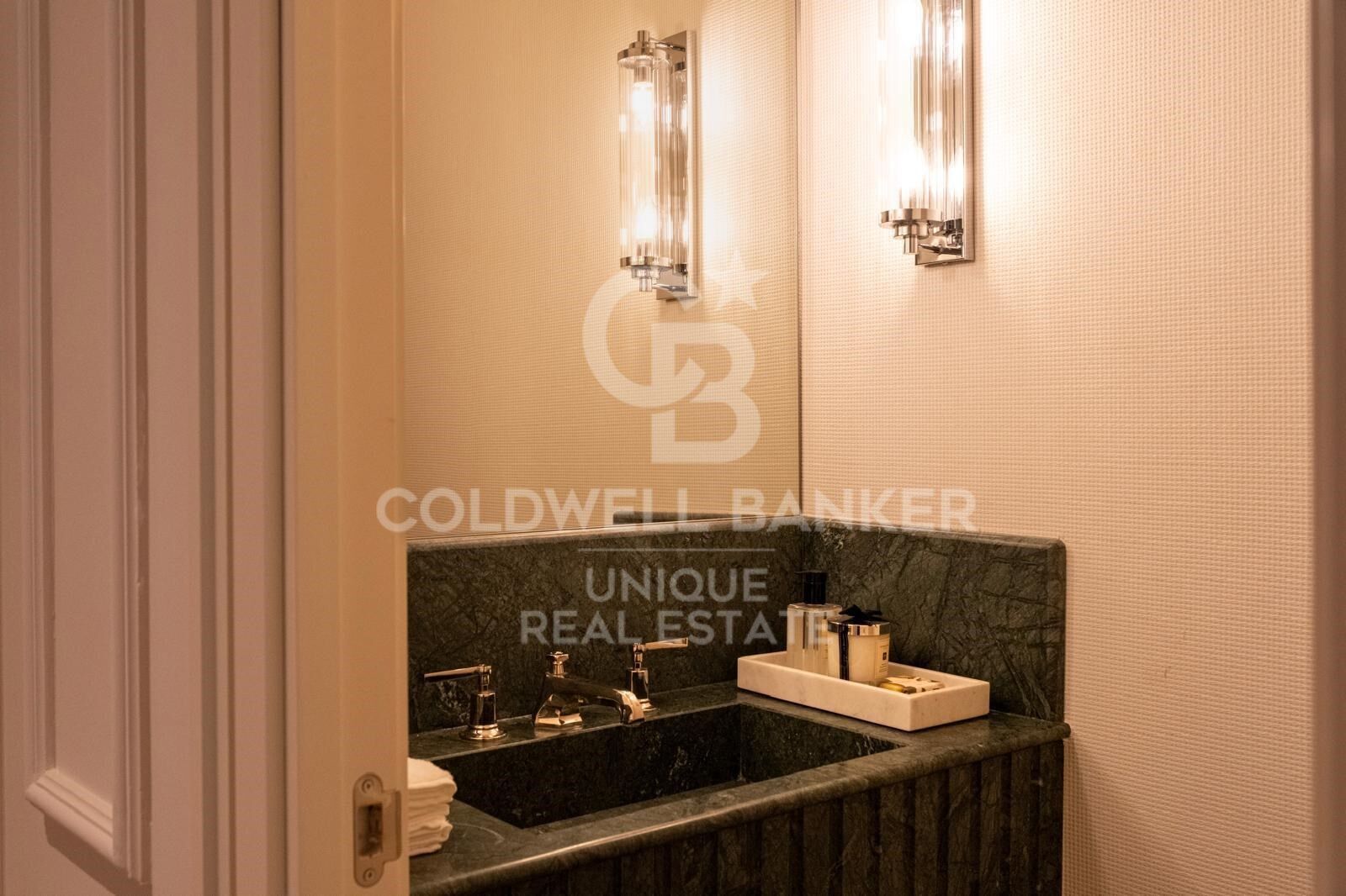 Brand new 4-bedroom flat in Recoletos