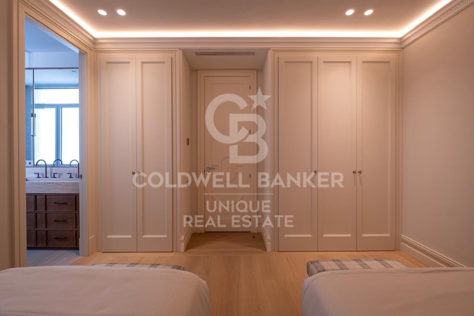 Brand new 4-bedroom flat in Recoletos