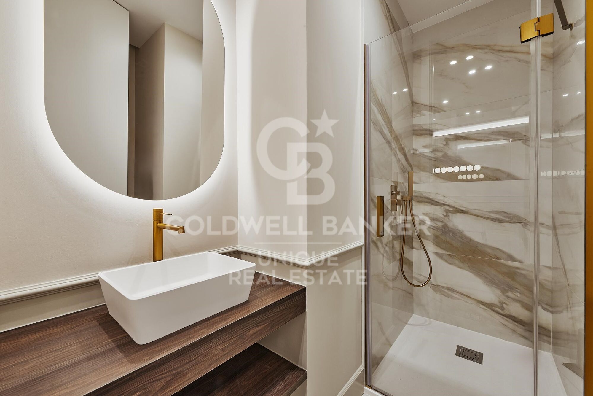 Renovated exterior apartment in Ibiza, Madrid