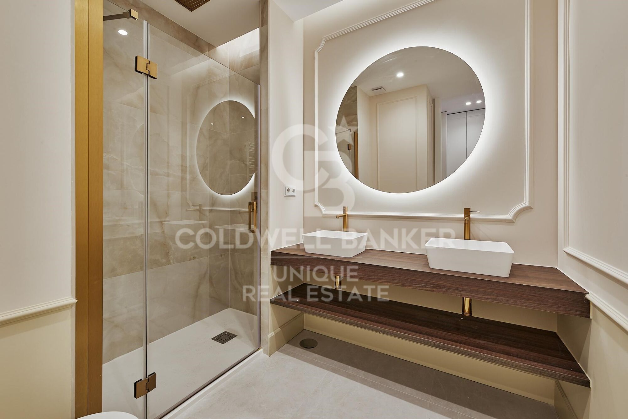 Renovated exterior apartment in Ibiza, Madrid