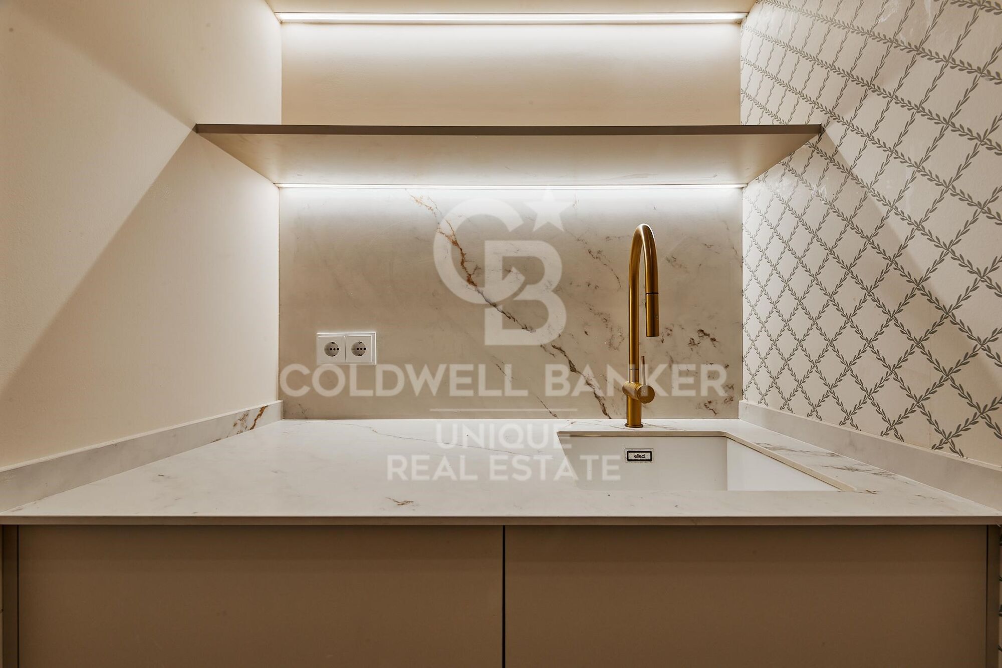 Renovated exterior apartment in Ibiza, Madrid