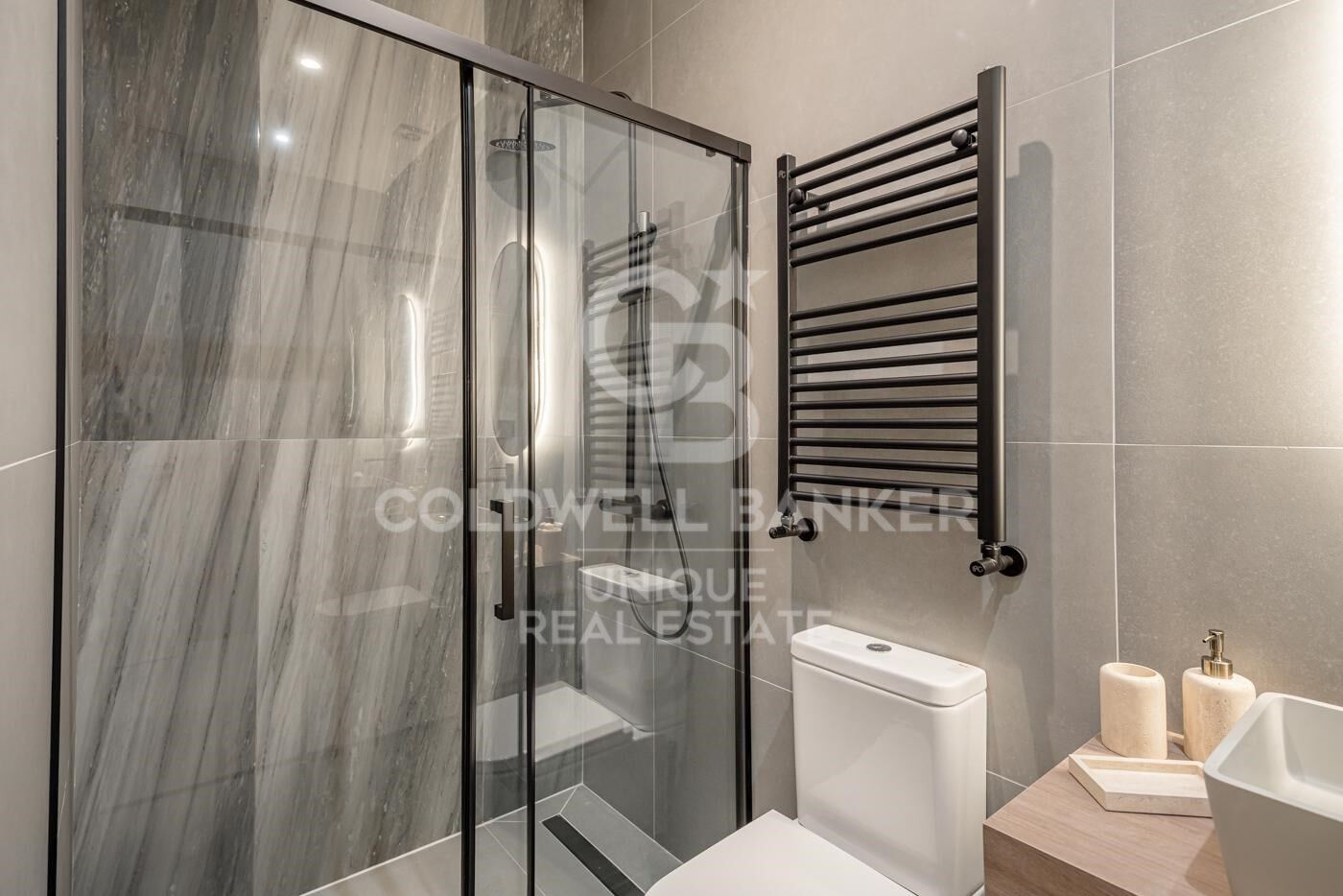 Exclusive refurbished flat for sale in Sol, Madrid