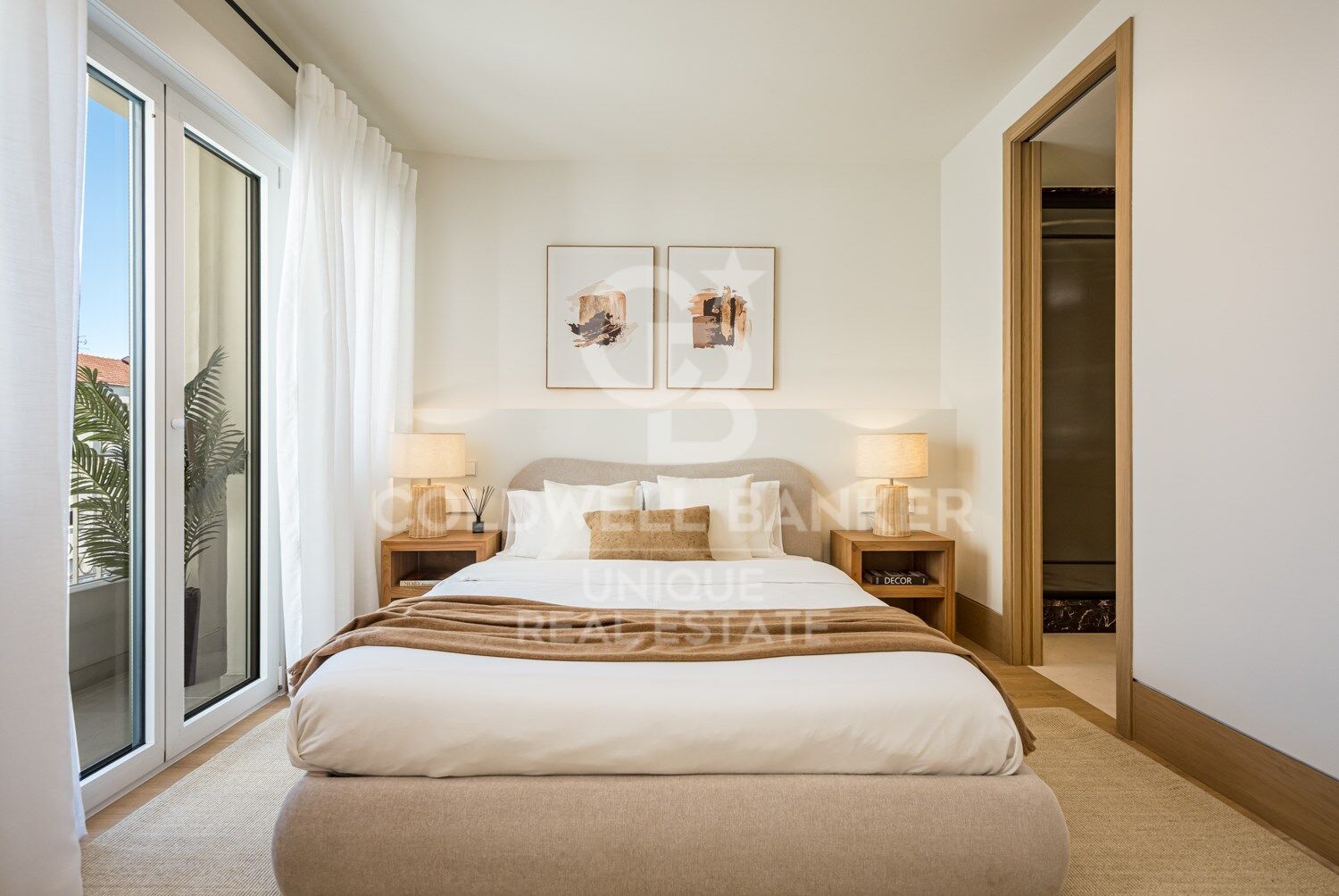 Flat 4 Bedrooms Sale Madrid