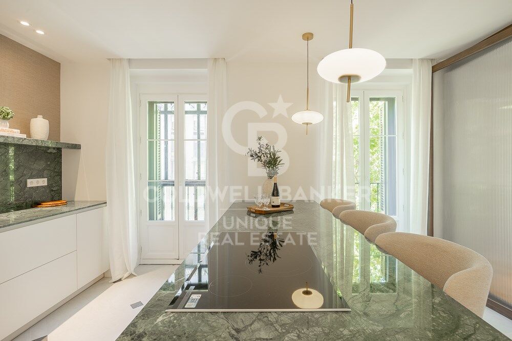 Renovated Three-Bedroom Apartment in Trafalgar, Chamberí