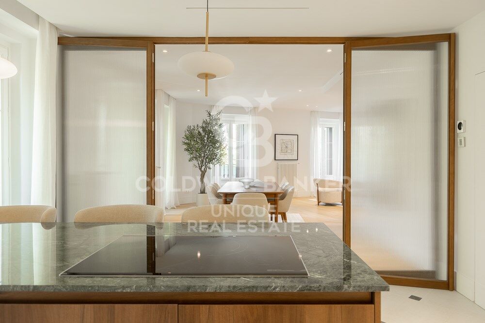 Renovated Three-Bedroom Apartment in Trafalgar, Chamberí