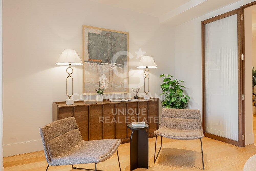 Renovated Three-Bedroom Apartment in Trafalgar, Chamberí