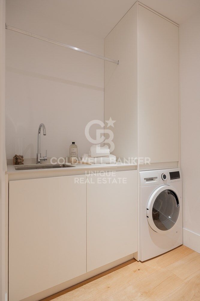 Renovated Three-Bedroom Apartment in Trafalgar, Chamberí