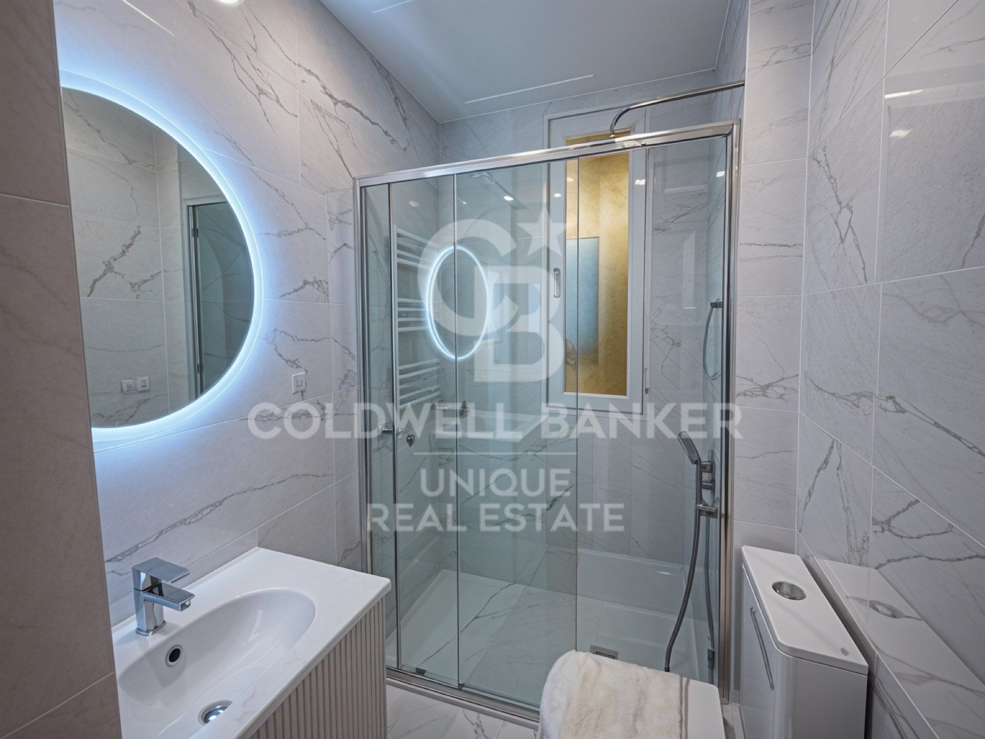 Renovated Two-Bedroom Apartment in Ibiza, Retiro