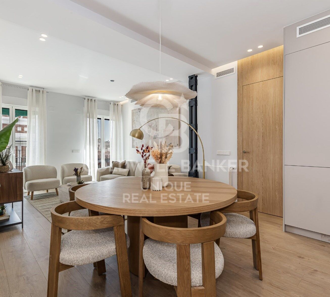 Renovated 4-bedroom flat in Chamberí