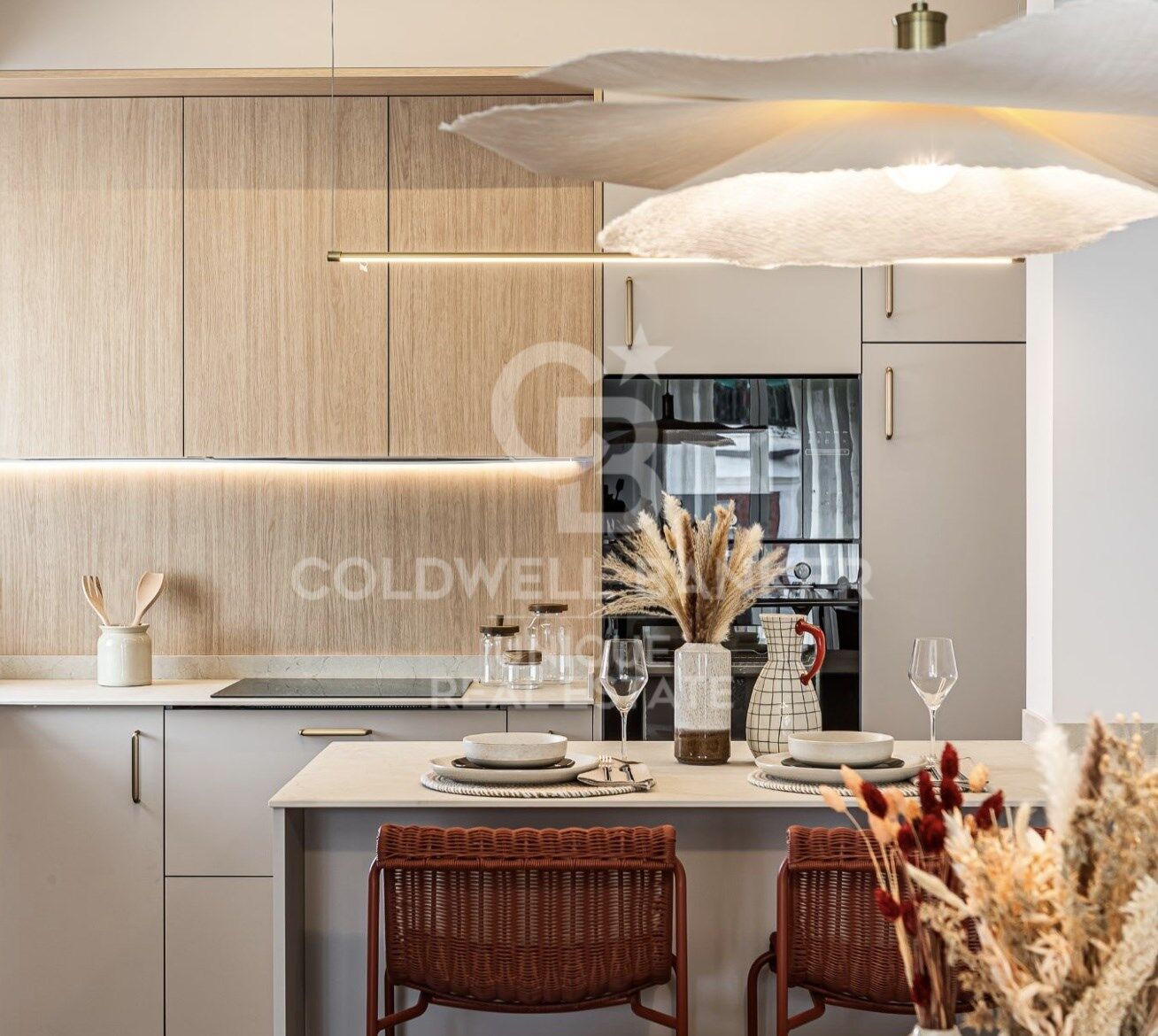 Renovated 4-bedroom flat in Chamberí