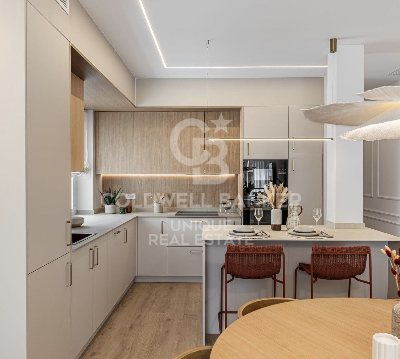 Renovated 4-bedroom flat in Chamberí