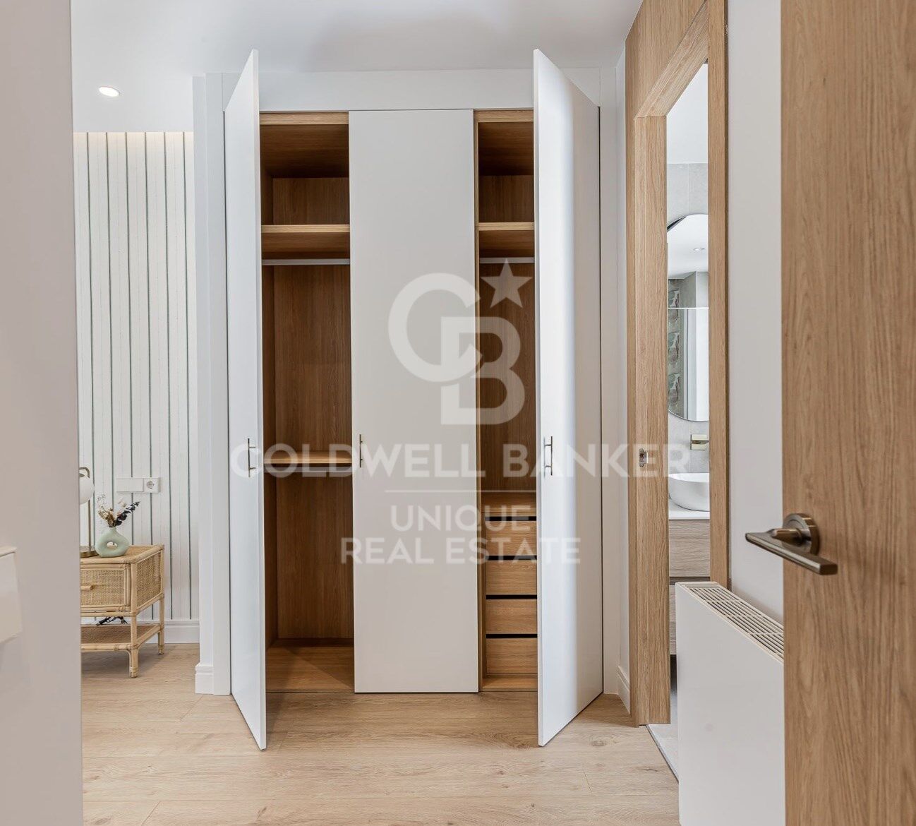 Renovated 4-bedroom flat in Chamberí