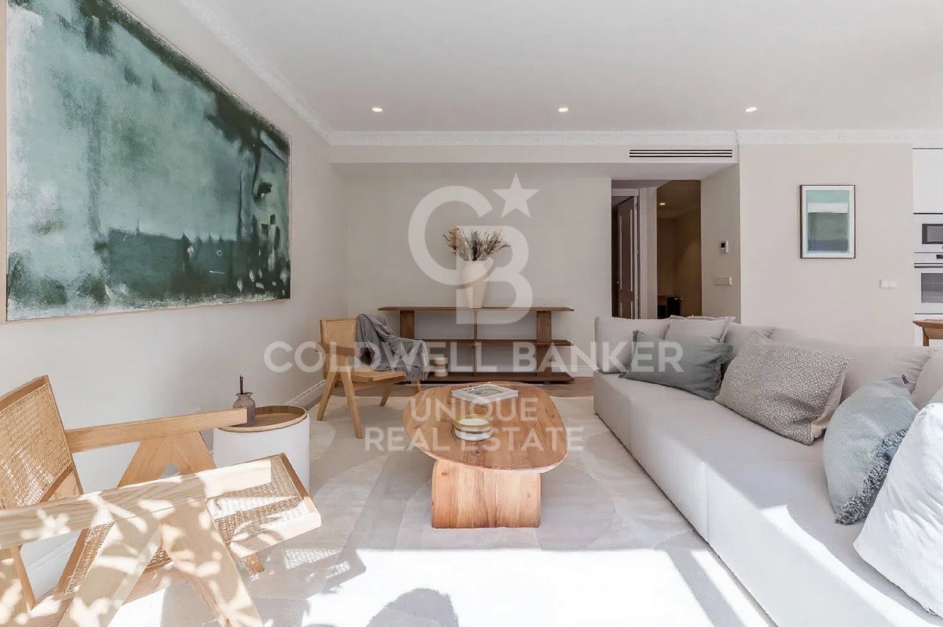 3-bedroom flat with garage in Chamberí