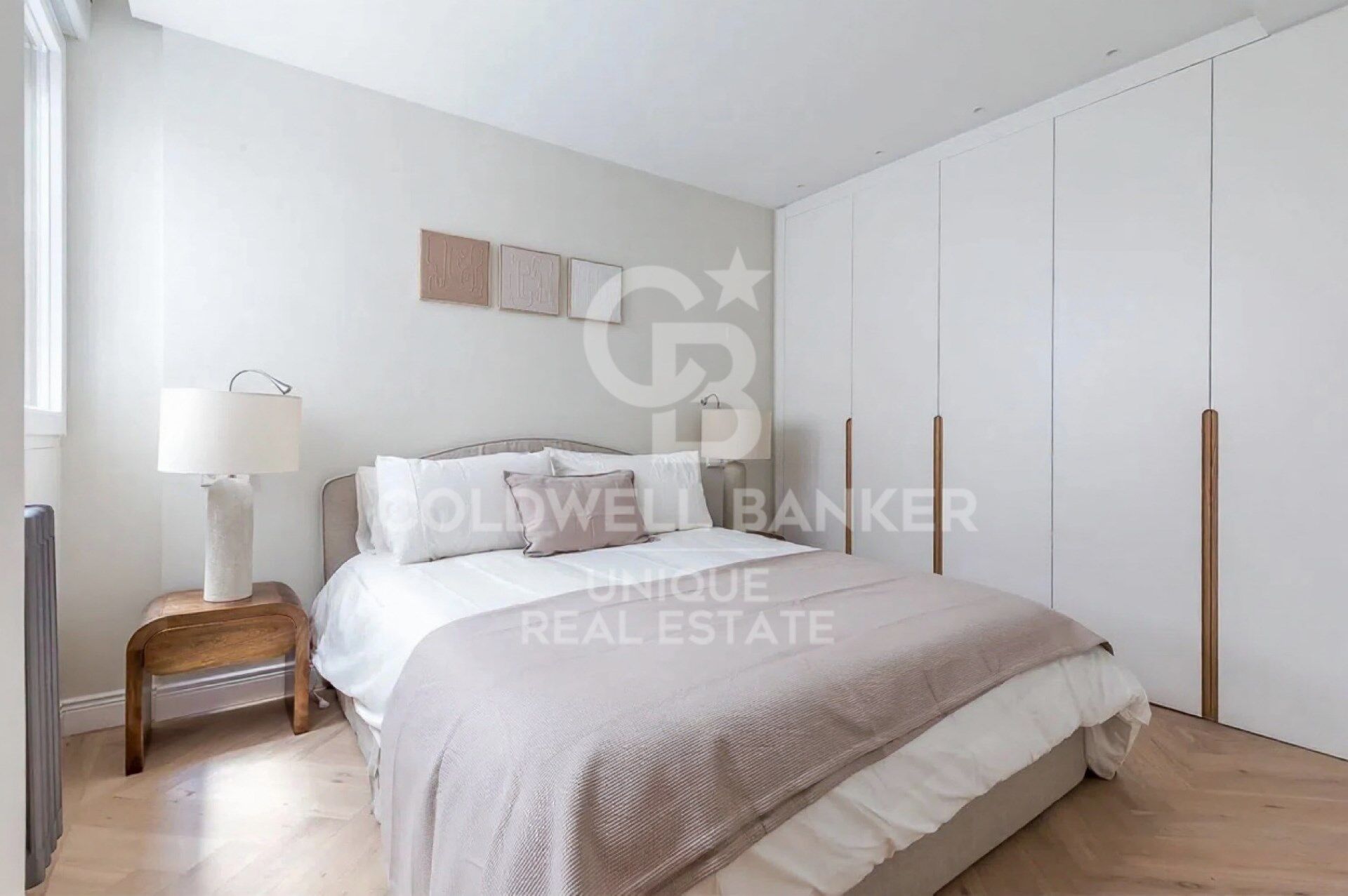 3-bedroom flat with garage in Chamberí
