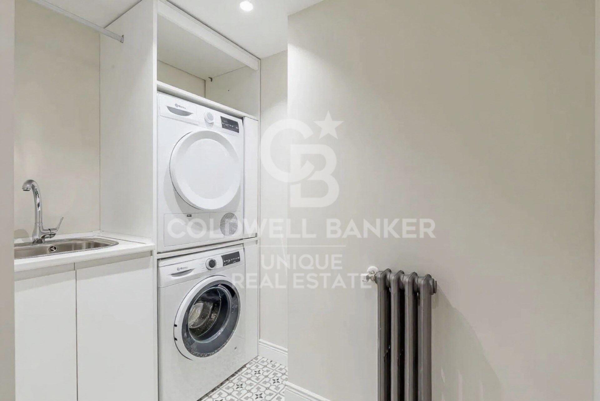 3-bedroom flat with garage in Chamberí