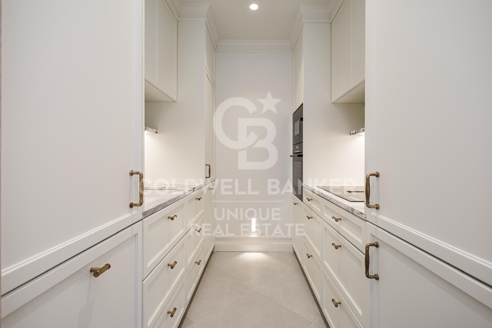 Flat 1 Bedroom Sale Madrid