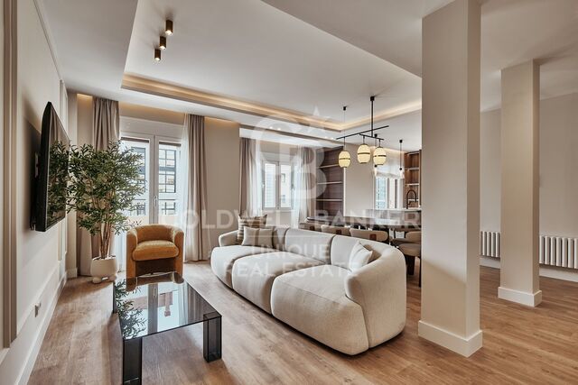 3-bedroom flat in Goya