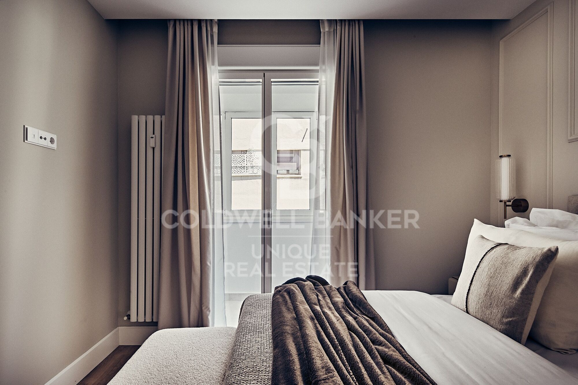 4-bedroom flat with balconies in Goya