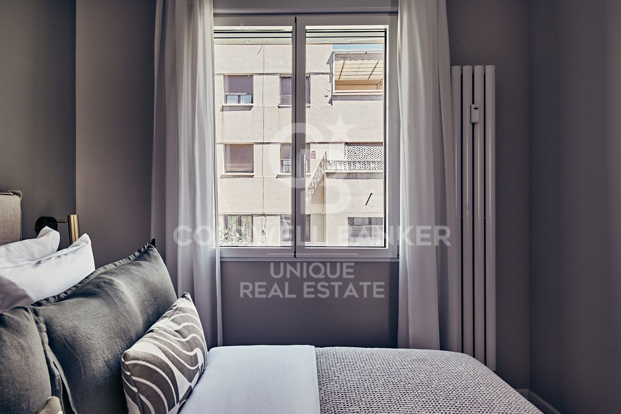 4-bedroom flat with balconies in Goya