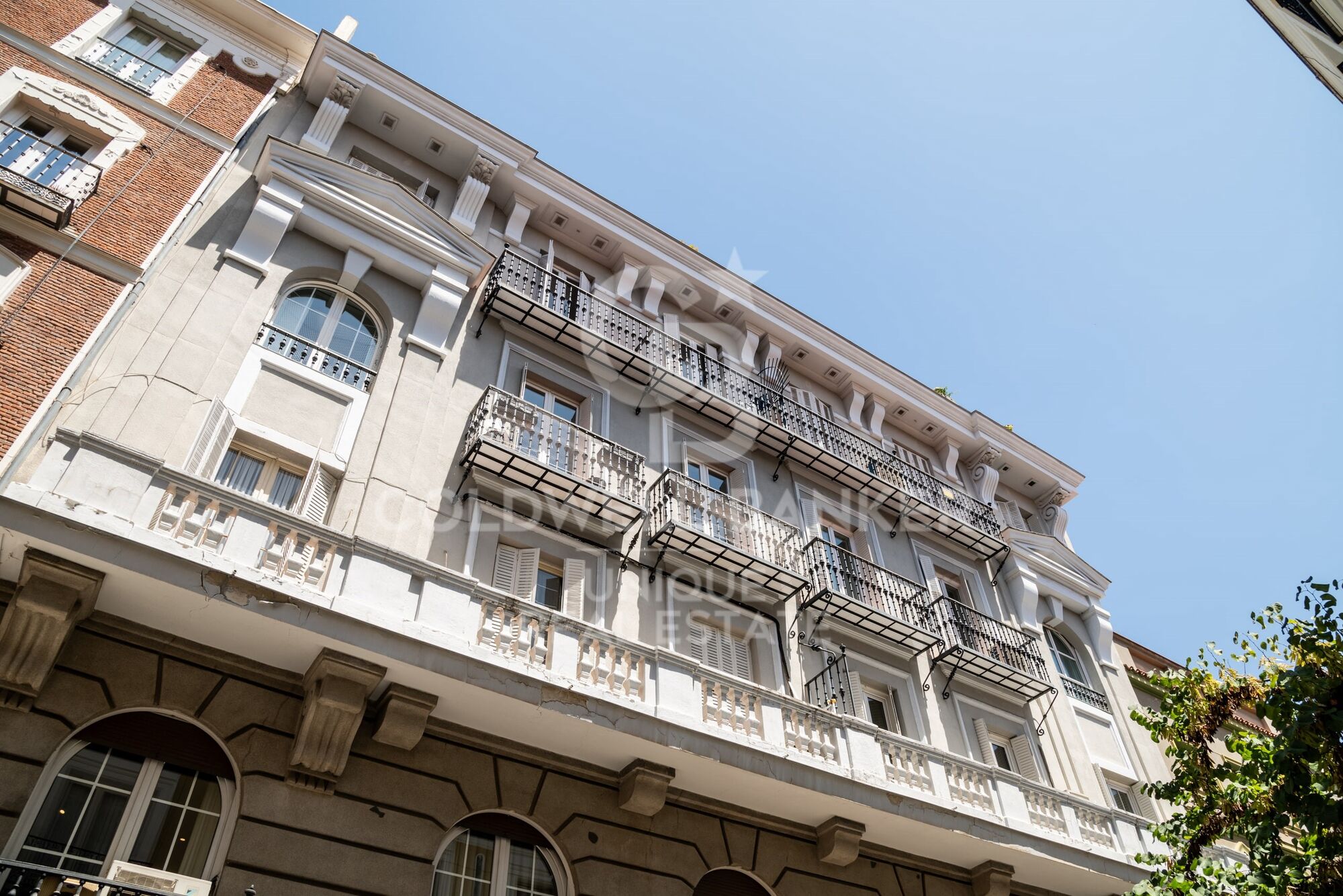 Apartment to be renovated in Almagro