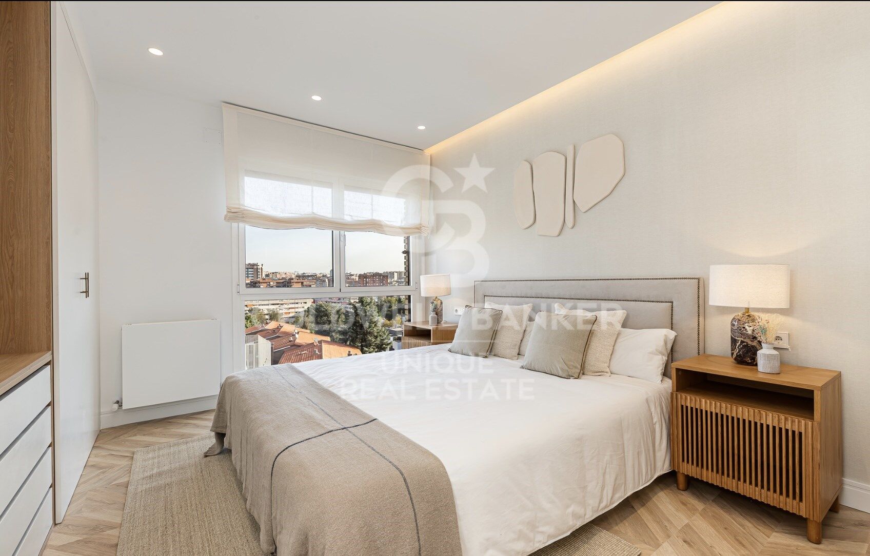 4-bedroom apartment with garage and swimming pool in Moncloa-Aravaca
